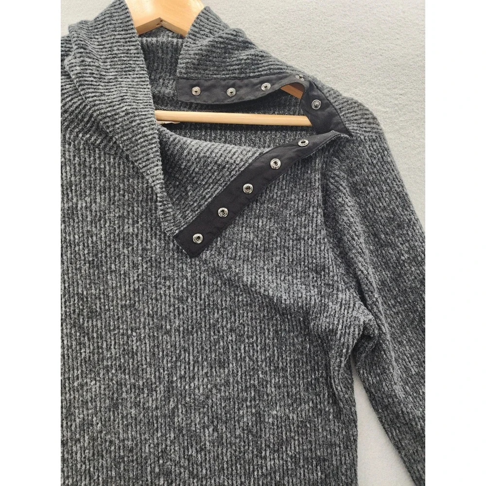 Maison Jules‎ Gray Ribbed Funnel Neck Snap Button Sweater Women Med Long Sleeve